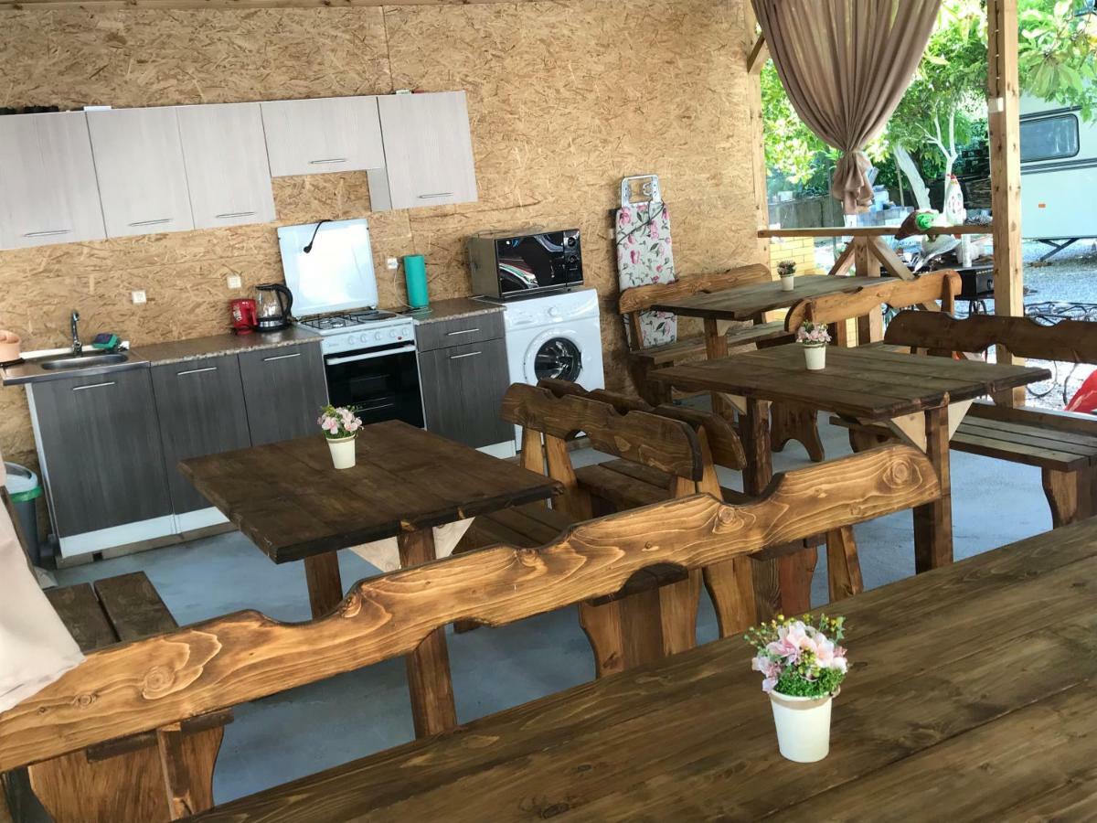 Гостевой Комплекс Парус Hotel New Athos Buitenkant foto